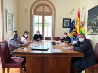 Ayuntamiento y Cabildo de Lanzarote se reúnen para ultimar la organización del Ironman 2022