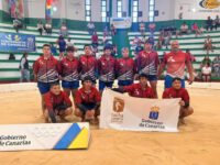 Los luchadores norteños Guayre Betancort y Josué Torres participan en el Campeonato de Canarias con la Selección de Lanzarote